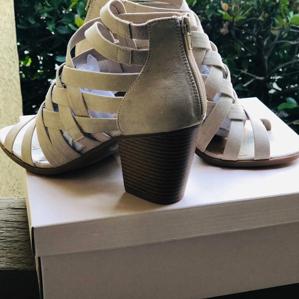 Shoes - Picture 3 of 3